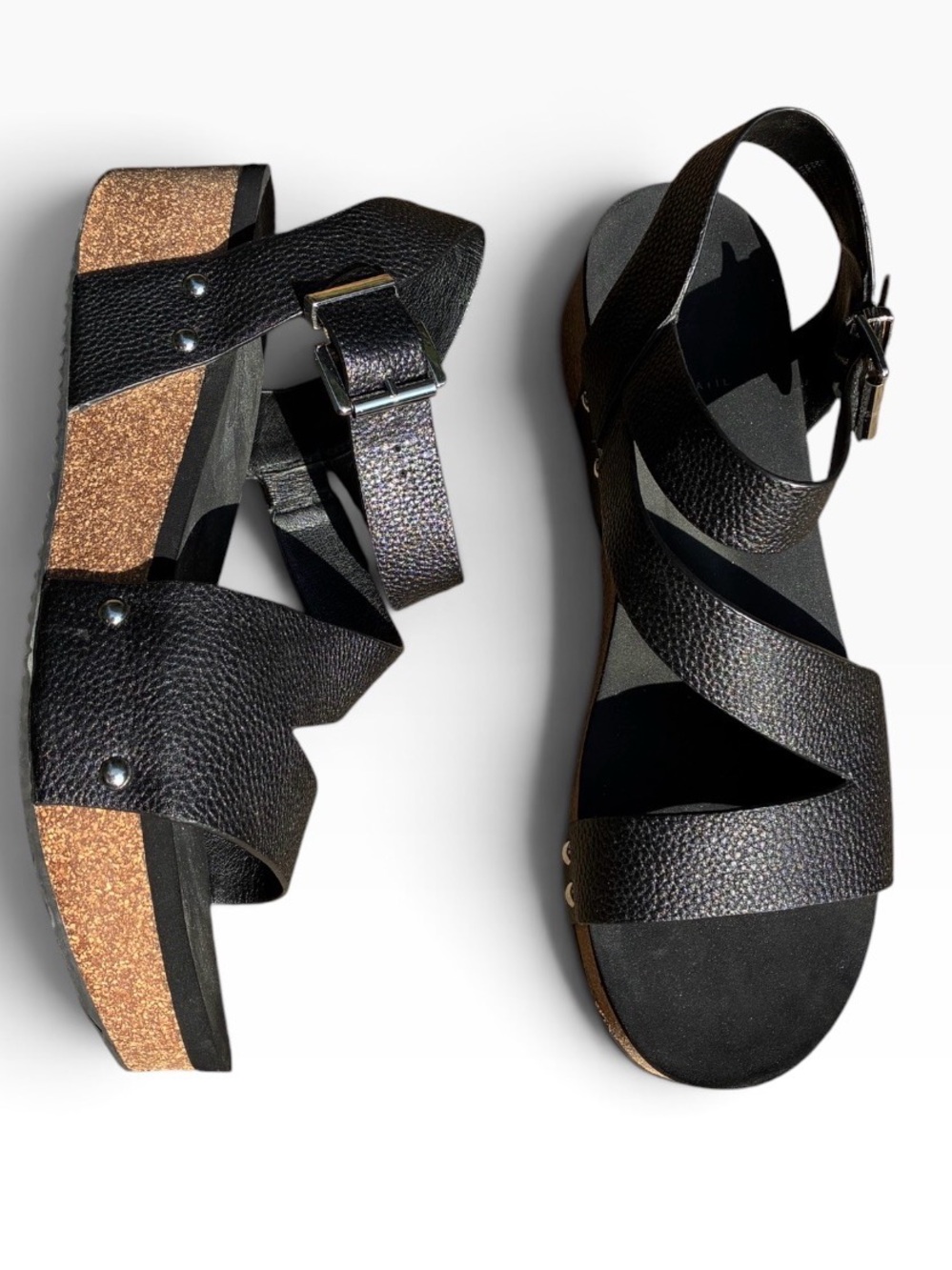 Volatile Biloxi Strappy Wedge Black Sandals Sz 11